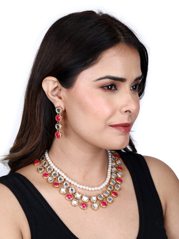 Designer Jwellery Set With Earring. - Image 2